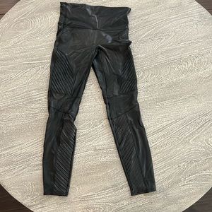 Faux leather Moro spanx leggings size large very good used condition.